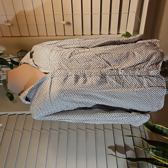 Emphasis Tops - Emphasis Geographic Button Down top